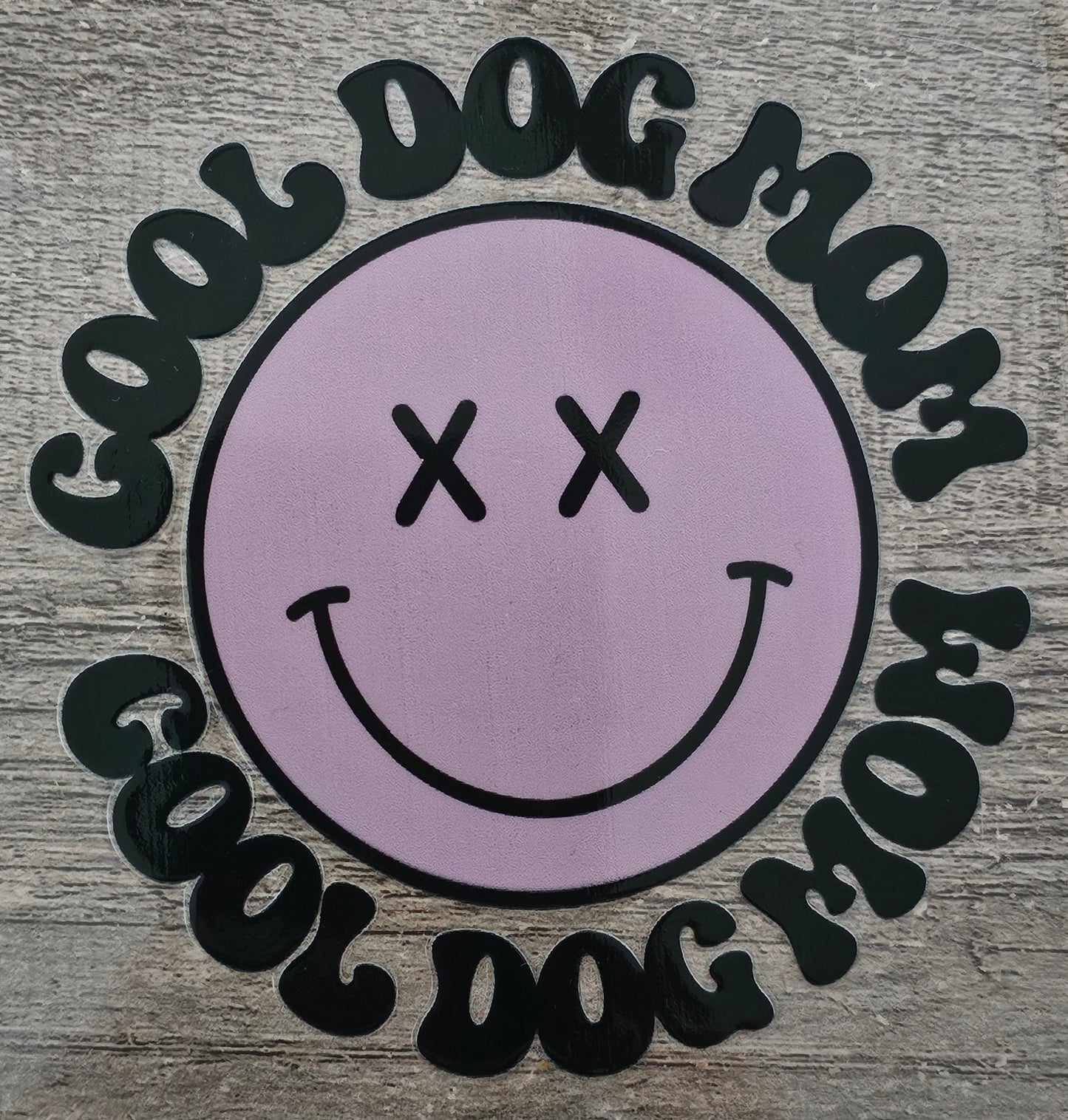 Cool Dog Mom 4in Decal