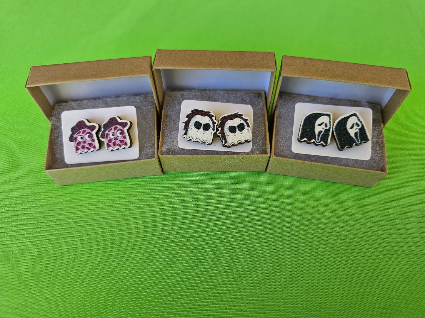 Scream Ghost Stud Earrings