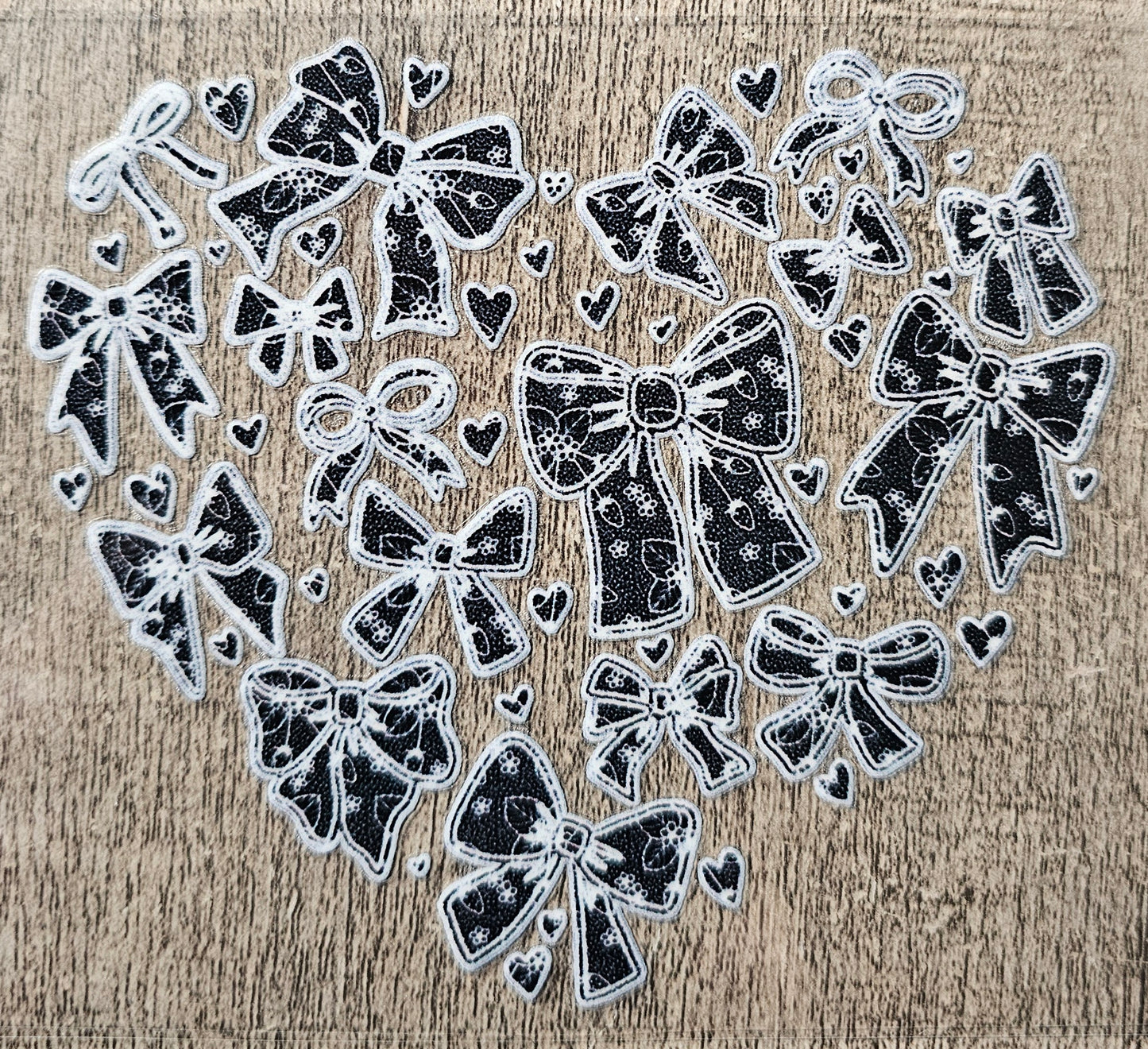 Heart Bow 4in Decal