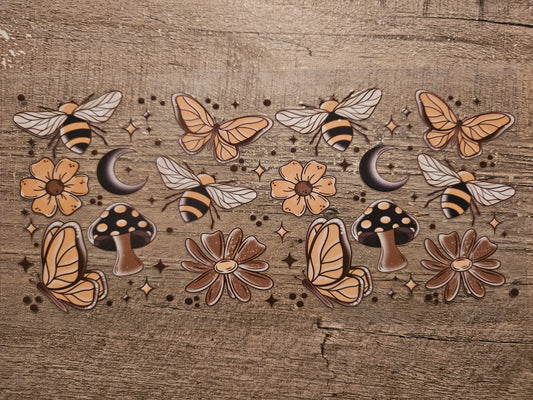 Moth Bee Mushroom 16oz Wrap