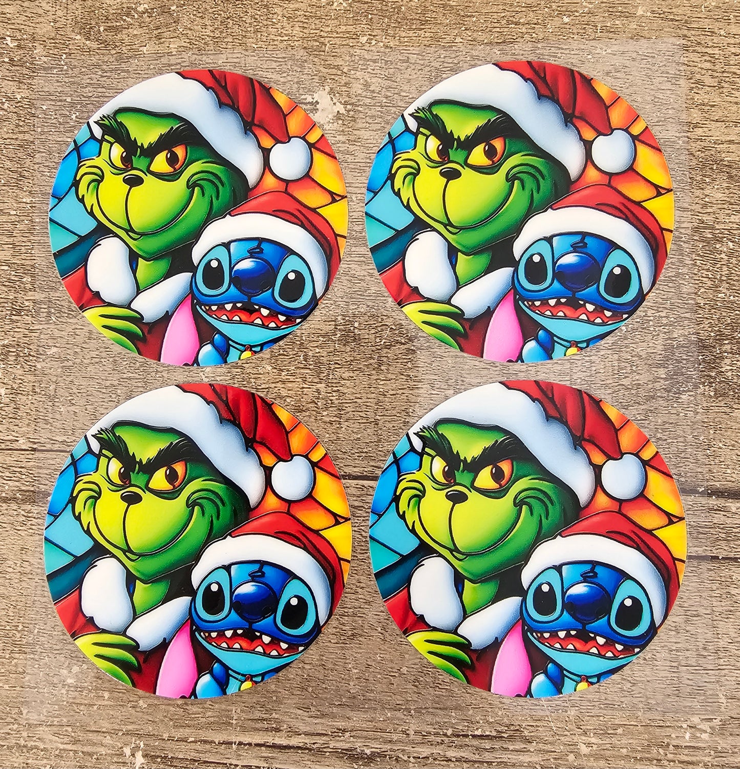 Blue Alien and Green Man Round Wrap Sheet