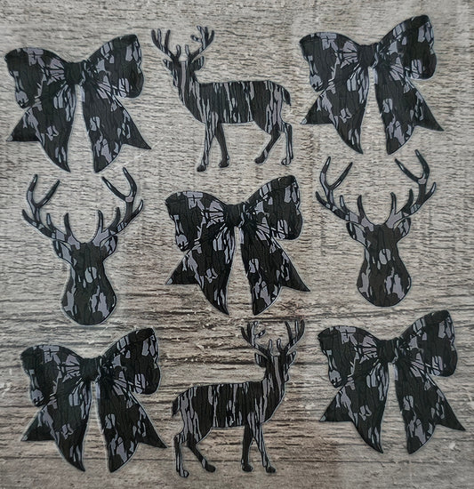 Western Bows and Bucks 4in Decal